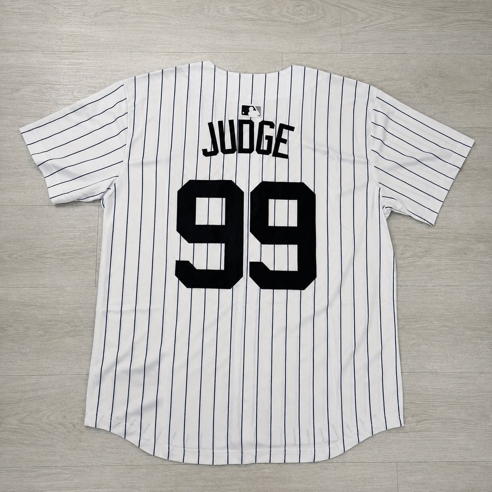 Nike New York Yankees Aaron Judge 99 Pinstripe Home Baseball Jersey Mens Large